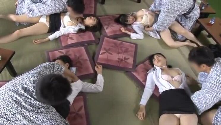 ハニー日本人女性のぶっかけポルノビデオ