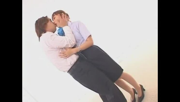 誘惑する日本人 吉岡奈津美