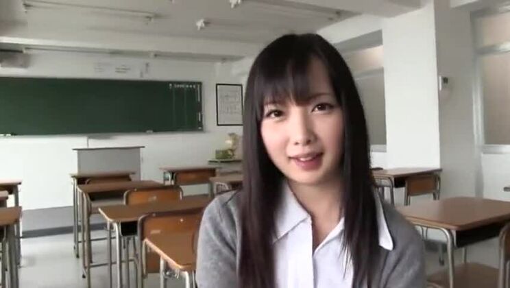 フェティッシュセックスビデオに登場する美しい日本人娼婦