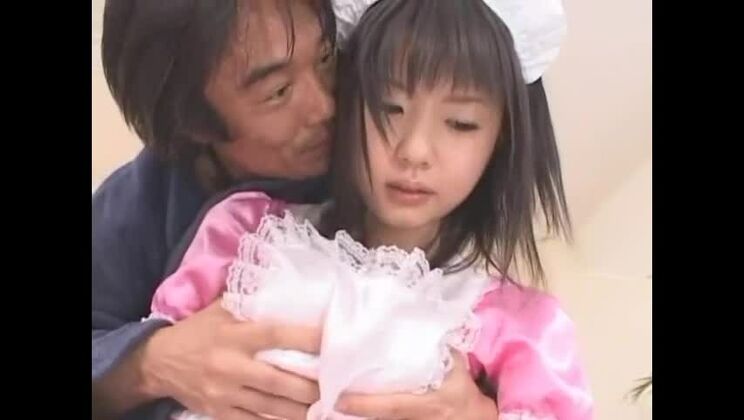 眩しいほど美しい日本の尻軽女が信じられないほどアマチュアのセックスをしている