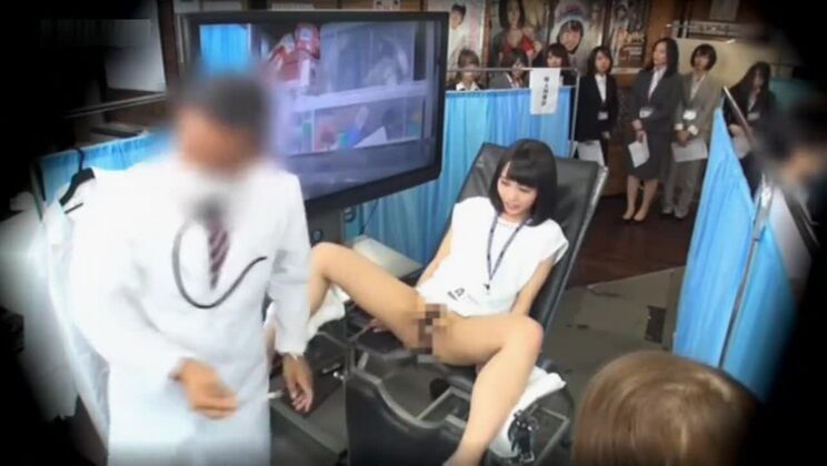 セクシーな巨乳の日本人女性