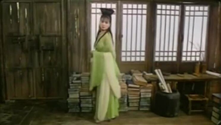 可愛い巨乳のアジア人ビッチがぶっかけアクションを披露