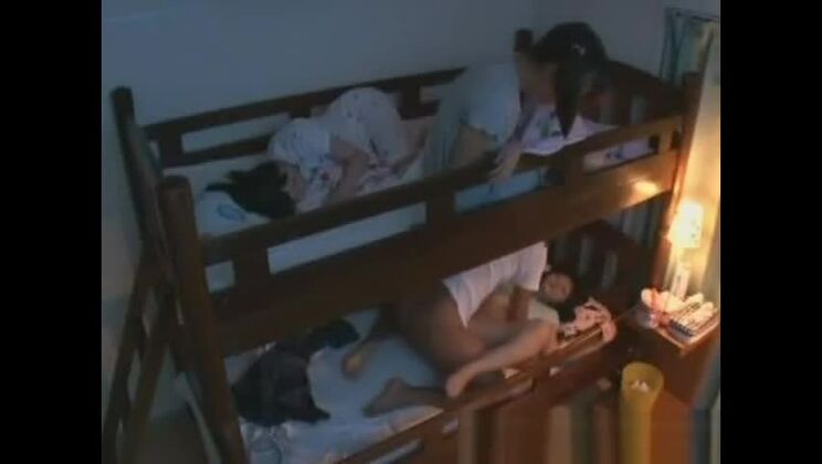 魅力的な日本人女性