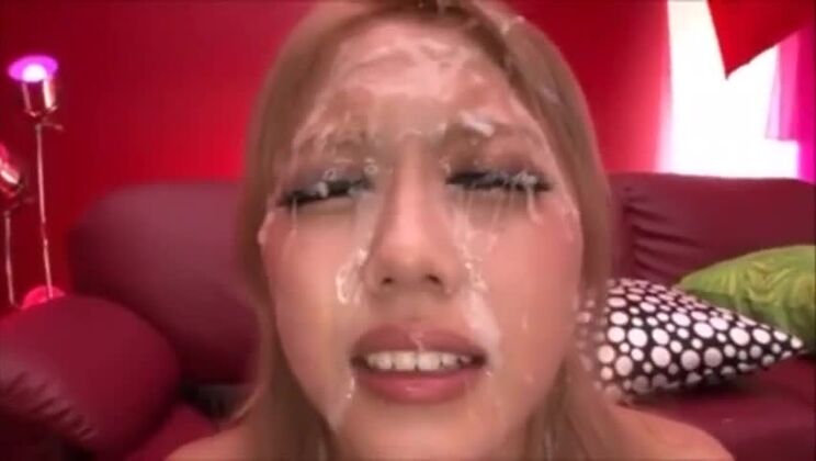 信じられないほど金髪の日本人ビッチがハードコアセックスビデオを披露