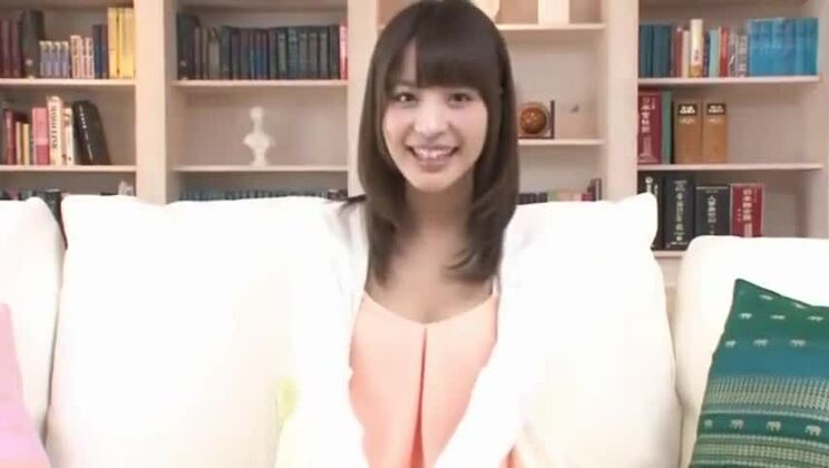 ジューシーな平胸の日本人タルト