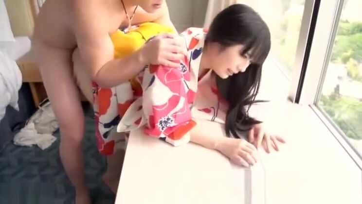 セクシーな東洋人女性