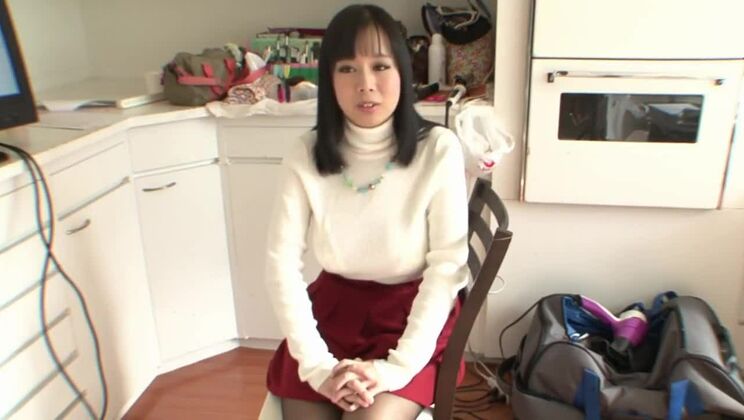 メロウな巨乳東洋人タルト