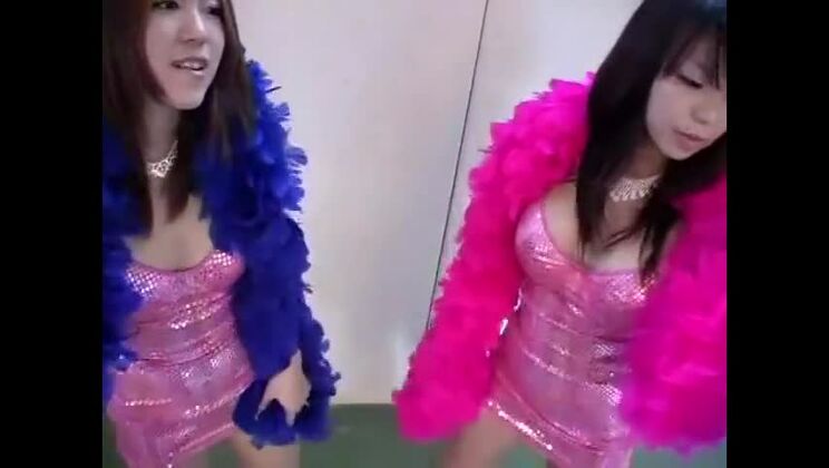 ホットなアマチュアセックスビデオに登場する素晴らしい日本人ビッチ