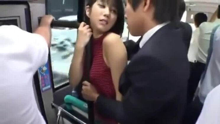 ジューシーなアジア人女性