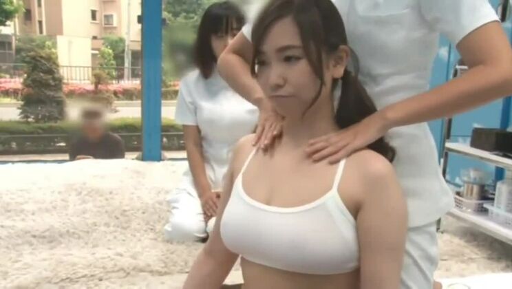 本物のハードコアビデオの魅惑的な日本人女性