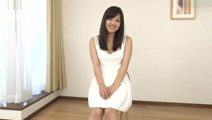 魅惑的な日本の尻軽女