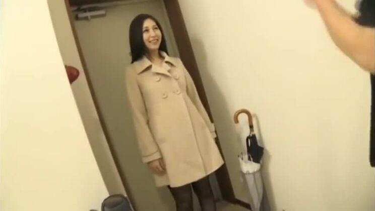 眩しいほど巨乳の日本人ギャル