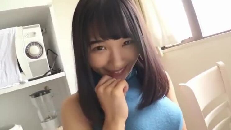 日本の尻軽女を誘惑する