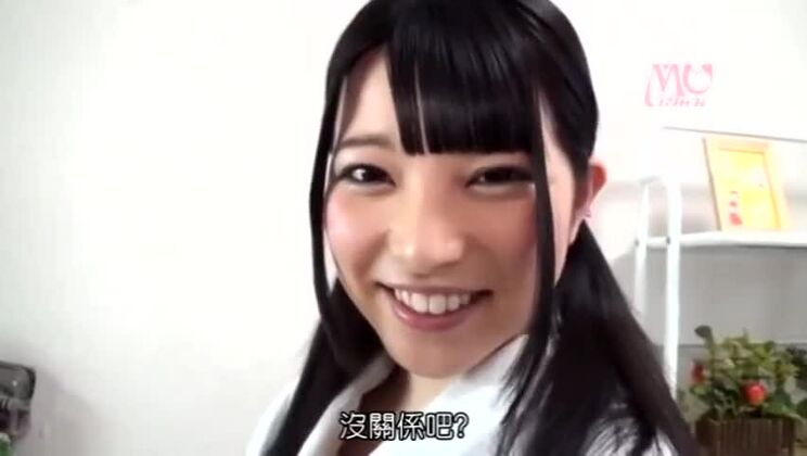 可愛い日本人女性が出演するホットなアマチュアセックスビデオ