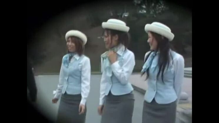 最高にホットな日本のビッチ、クンニリングスJAV映画