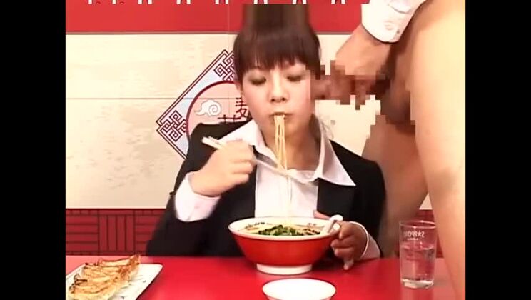 ぶっかけフード パート3（検閲済み）