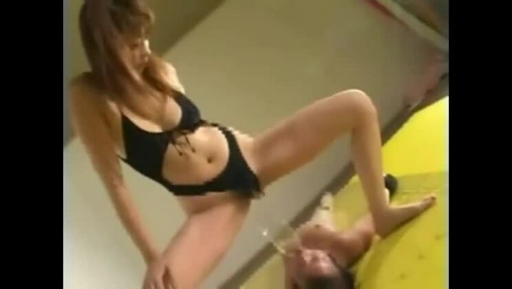 素晴らしいセックスビデオ 年上/年下 最新のかわいい