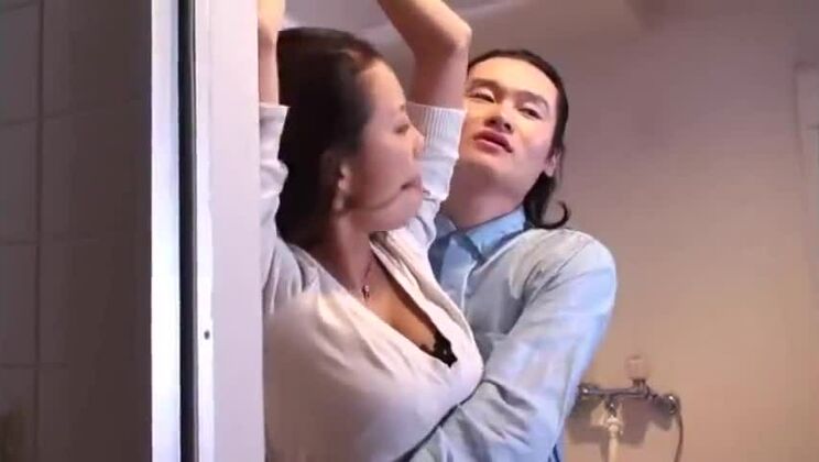 口枷をされた女の子2