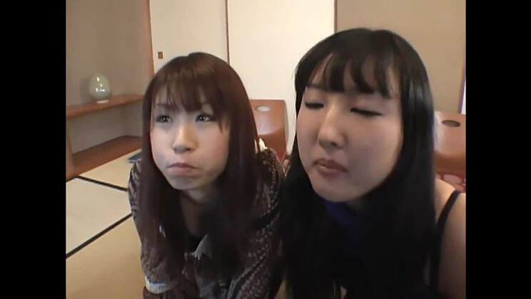 超エロティックなフェティッシュプレイのアマチュアファン パート1