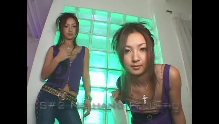 最高の日本人モデル、矢吹レイラ出演の「Fabulous Swallow/Gokkun, Dildos/Toys JAV」クリップ