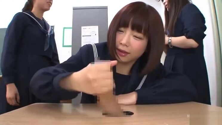 驚くべきxxxビデオ日本の素晴らしい可愛い子