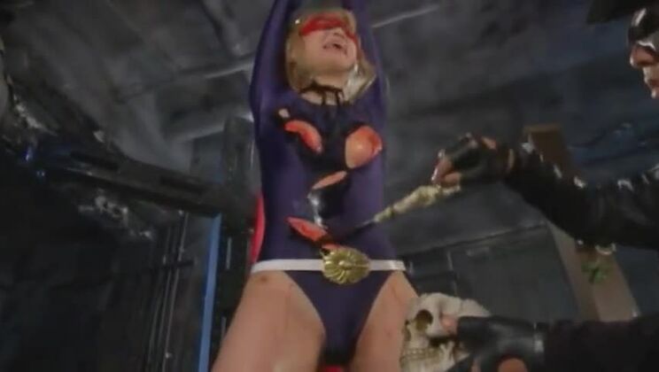 日本のヒロインくすぐり 10