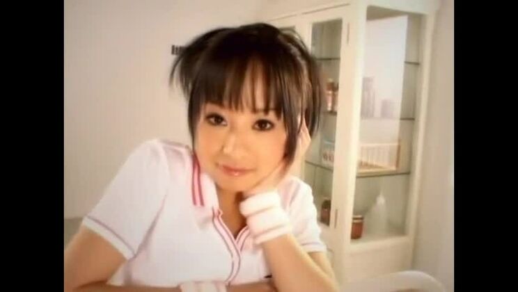 素晴らしい日本の尻軽女 沖田葉月が素晴らしいフェラチオ、射精のJAVシーン