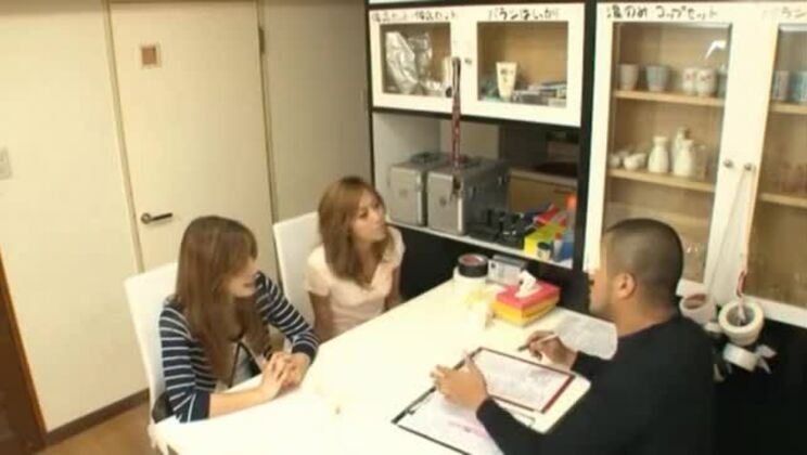 浅見淳 セクシーなアジア人女性