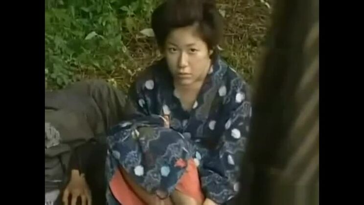 最高のJAVシーンに登場する新しい日本のビッチ、可愛い子