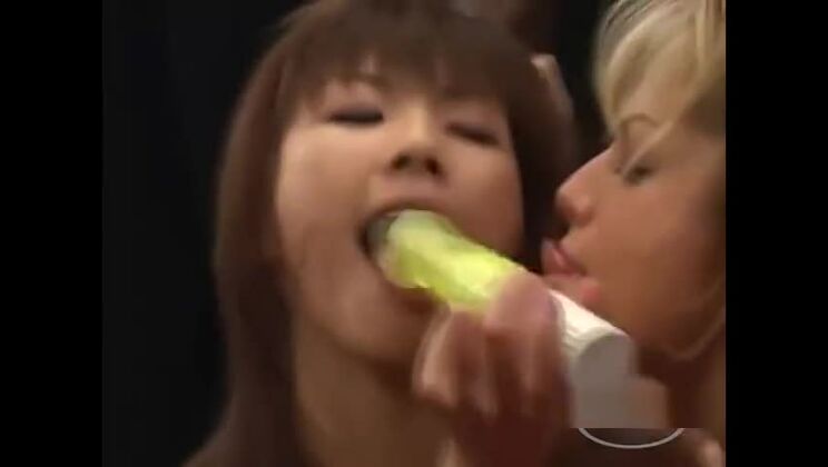 ブロンド vs アジア人 1