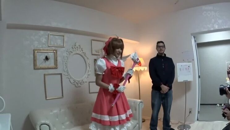 クレイジーな日本人売春婦が隠しカメラで撮影された盗撮JAVビデオ