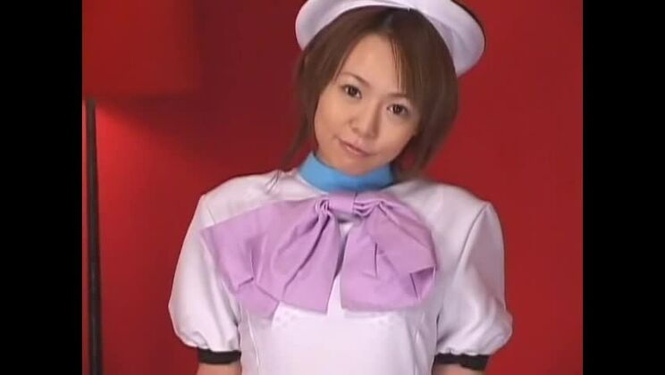 エキゾチックなフェイシャル、スリーサムのJAVシーン