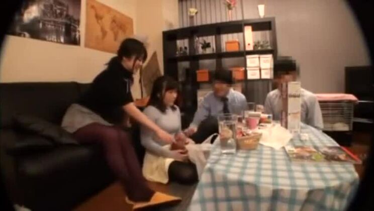 素晴らしいポルノクリップ、日本人がノーカットで視聴