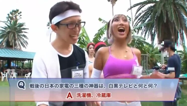 素晴らしいポルノ映画 巨乳、見てください