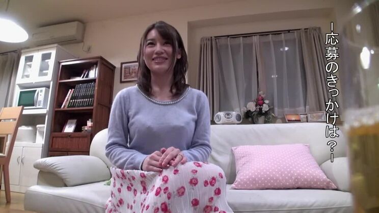 エキゾチックなHDの興奮した日本人売春婦、公共のJAVクリップ