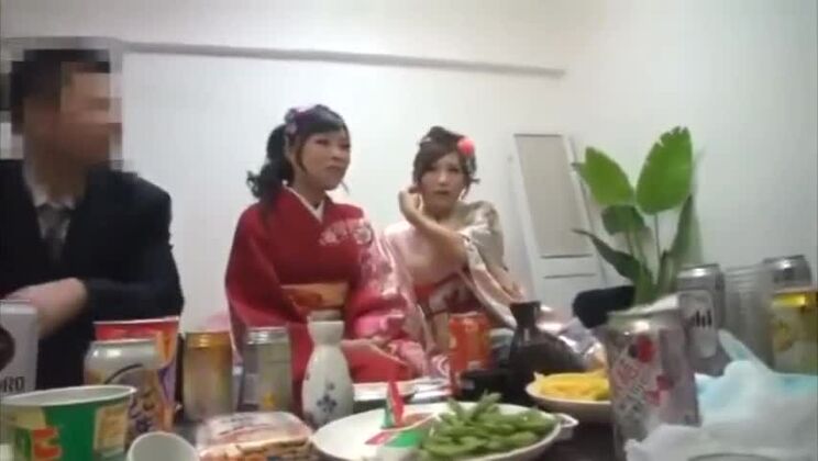 新しいJAVビデオフルバージョンの素晴らしい日本人少女