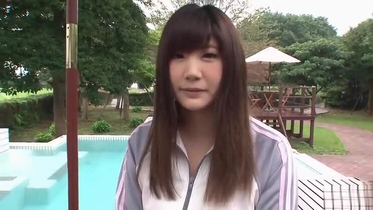 魅惑的なアジア系ティーン売春婦、平沢夏による美しいフィンガリングセックスビデオ