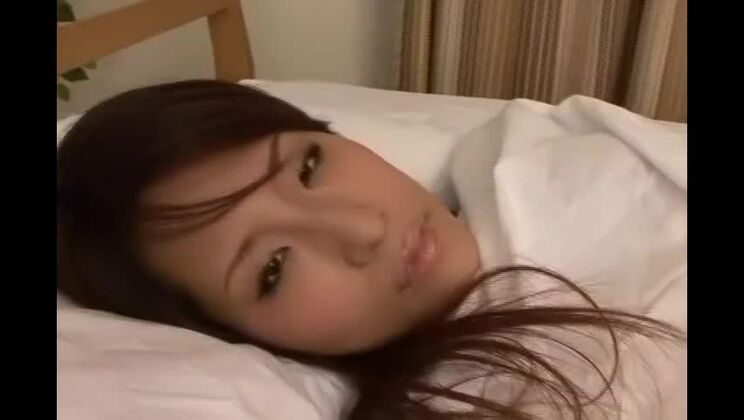 クレイジーソロガール、ストッキング/パンストのJAVクリップに登場する、信じられないほど淫乱な日本の尻軽女、一ノ瀬あきら