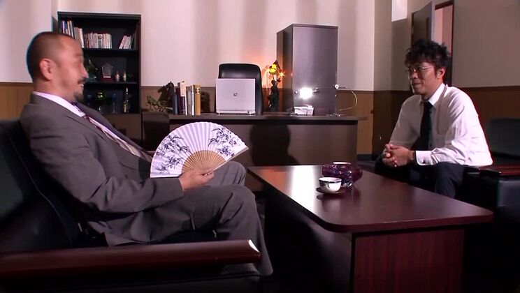 蒼井そら - 従順な秘書 (2/2)