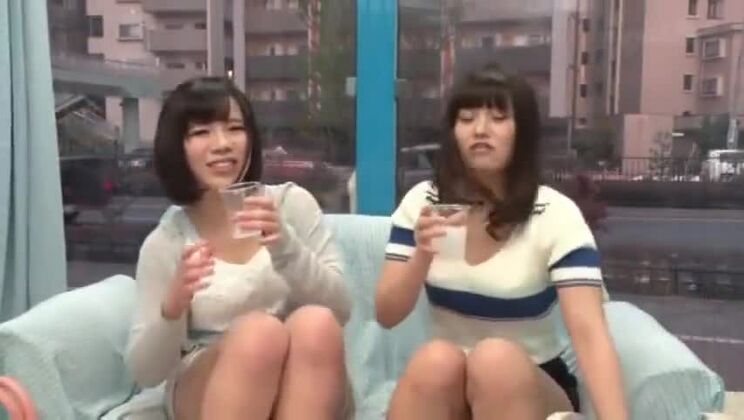 JAVクリップに登場する素晴らしい日本人売春婦、可愛い子