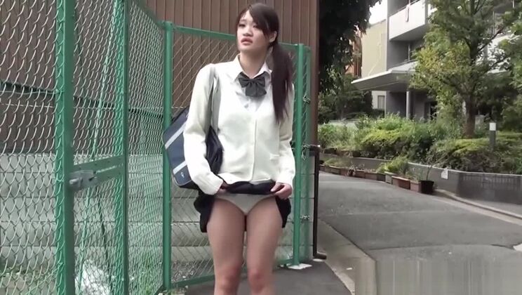 日本のティーンのおもちゃPOV