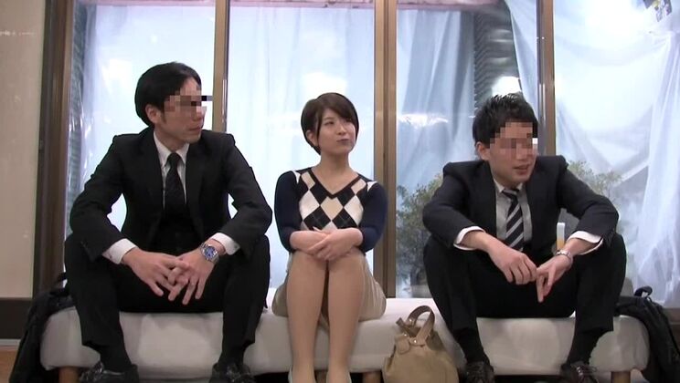 素晴らしい日本人モデルが登場する、信じられないほど魅力的な熟女、HD JAV映画