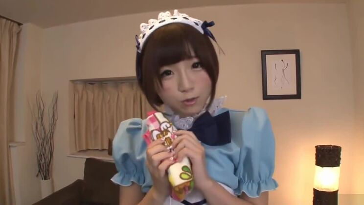 センセーショナルなさくら絆は全てを望んでいる