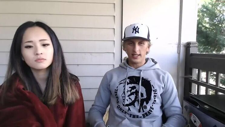 驚くほど可愛い女の子がウェブカメラでセックス