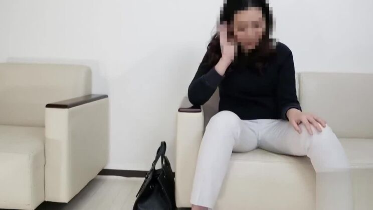 女の子がお漏らししているところを捕まえた 3