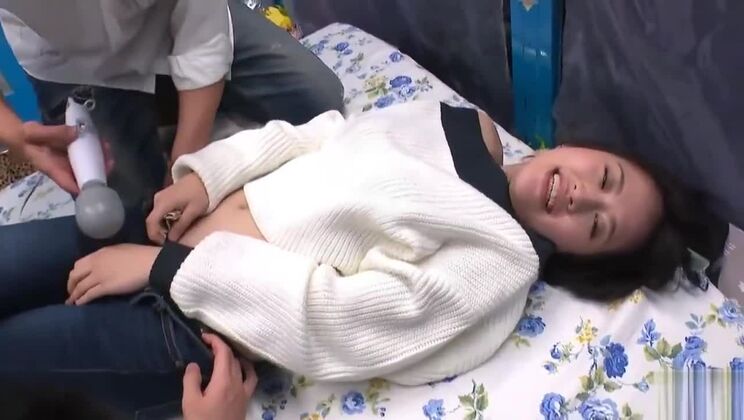 最高の日本人美女が登場する、潮吹きJAVクリップ限定版