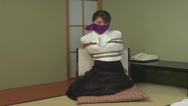 素晴らしいxxxシーン、ボンデージ、チェックしてみて。