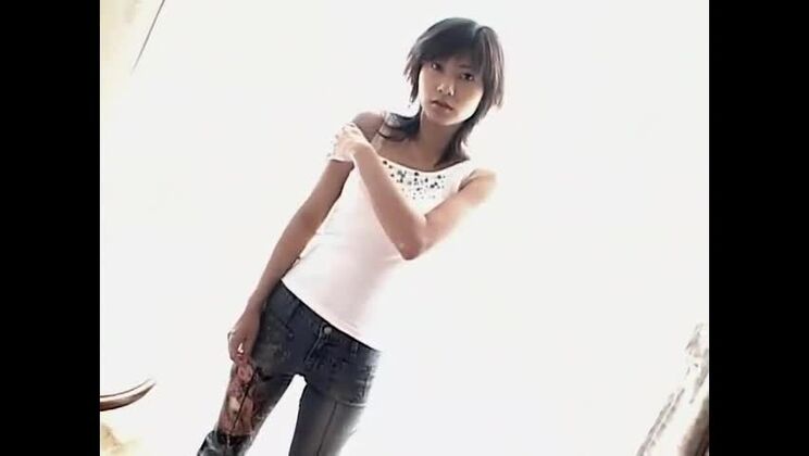 信じられないJAVシーンのエキゾチックな日本人売春婦