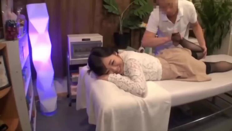 信じられないほどのxxx映画レズビアン最もホットな無修正