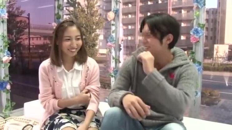 日本人売春婦 ハンサムなベン ホーニー JAV クリップの